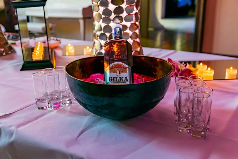 DJ Hochzeit Christian Libor auf dem Schloss Kartzow bei Potsdam – Catering DJ Hochzeit Christian Libor auf dem Schloss Kartzow bei Potsdam - Catering