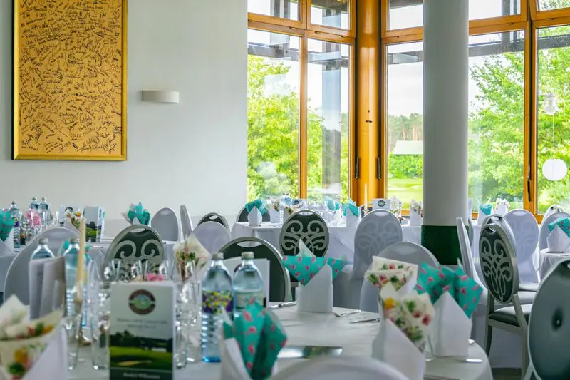 DJ Brandenburg Christian Libor – Golfclub Motzen – Dekoration DJ Brandenburg Christian Libor - Golfclub Motzen - Dekoration