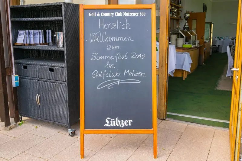 DJ Brandenburg Christian Libor – Golfclub Motzen – Willkommen DJ Brandenburg Christian Libor - Golfclub Motzen - Willkommen