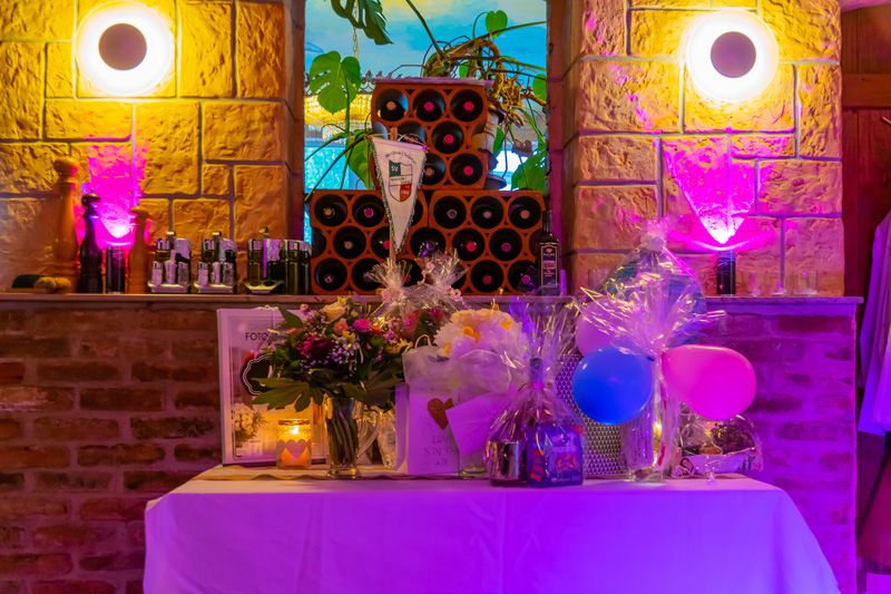 DJ Biesenthal Hochzeit & Event Christian Libor - Salute - Geschenke