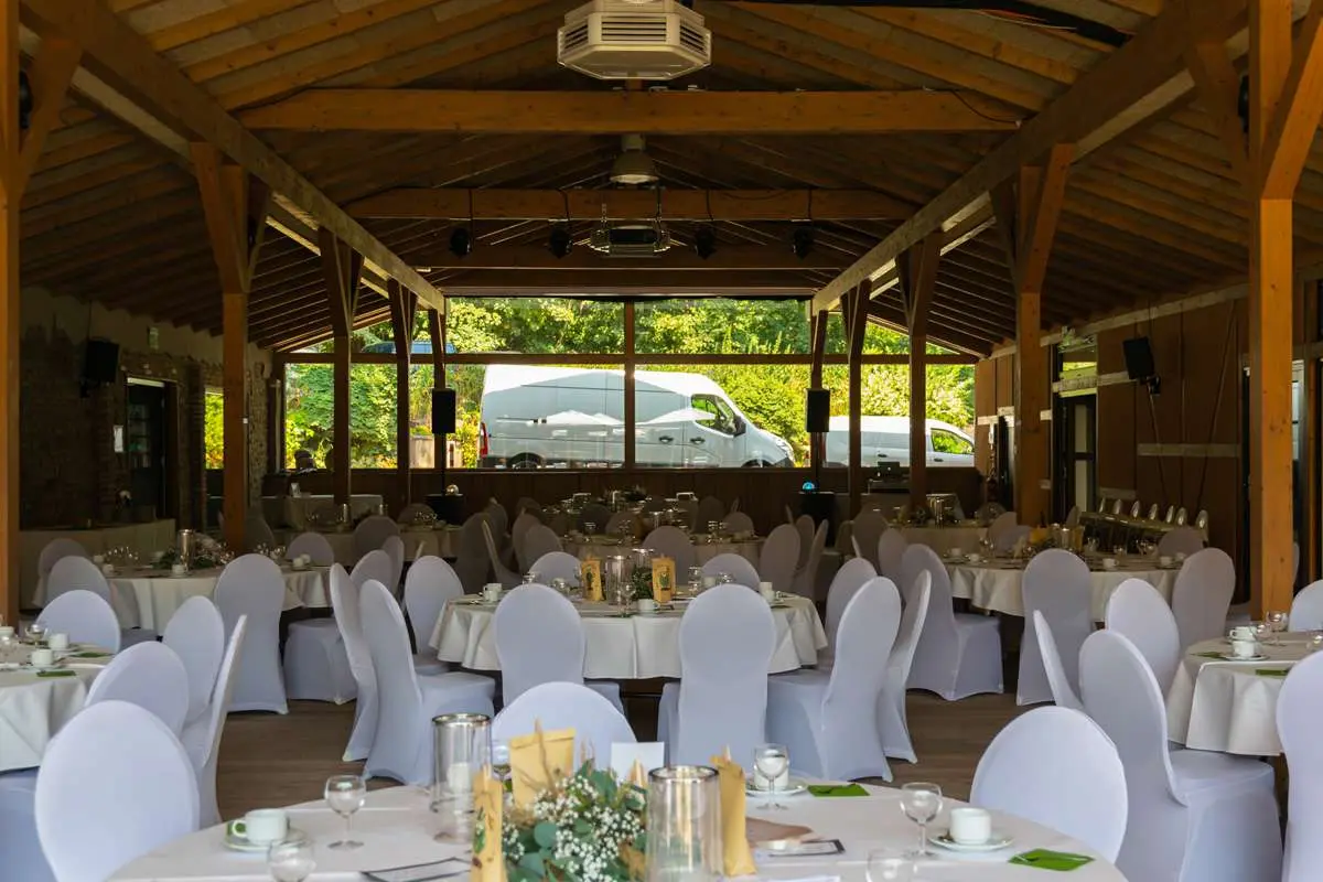 DJ Hochzeit Berlin Christian Libor – Söhnel Werft – Innenraum DJ Hochzeit Berlin Christian Libor - Söhnel Werft - Innenraum