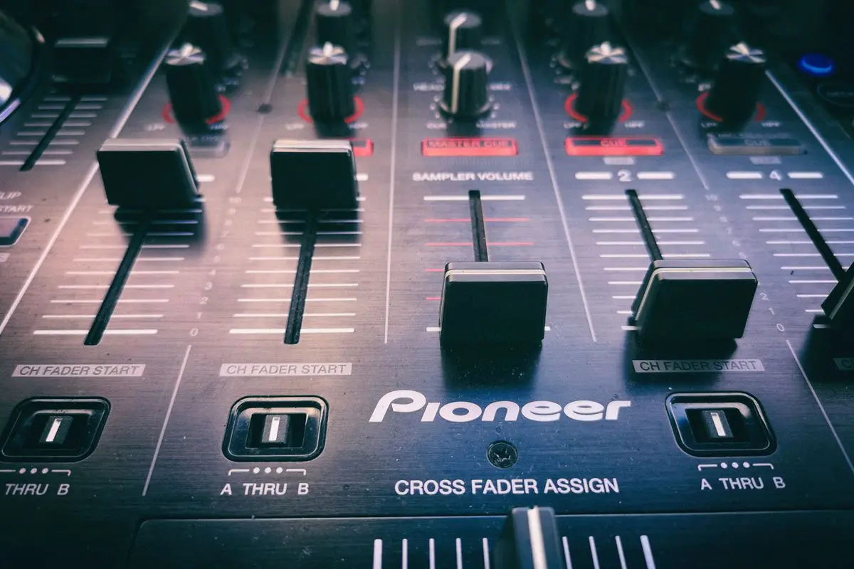 DJ Event Berlin Potsdam Brandenburg Christian Libor für Sie unterwegs DJ Event Berlin Potsdam Brandenburg Christian Libor für Sie unterwegs