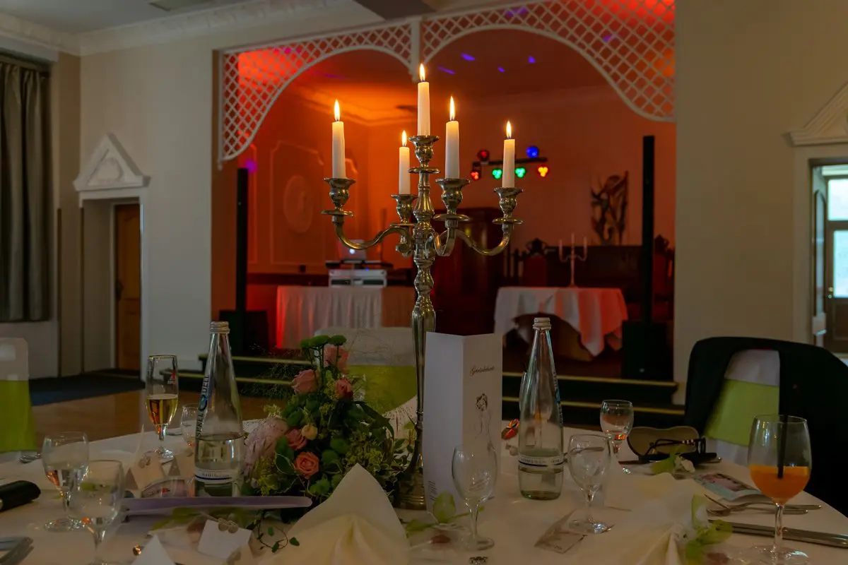 DJ Oberhavel Hochzeit Christian Libor – Landhotel Classic – Kerzen DJ Oberhavel Hochzeit Christian Libor - Landhotel Classic - Kerzen