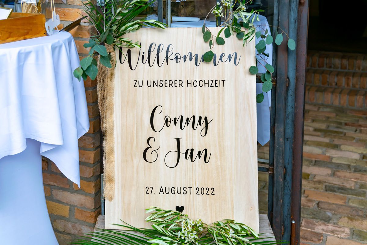 DJ Oberhavel Hochzeit Christian Libor - Mühle Tornow - Hochzeitsschild