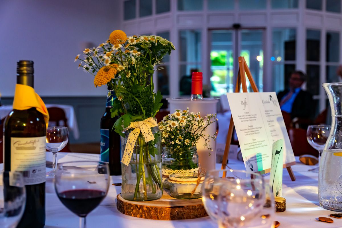 DJ Uckermark Hochzeit Christian Libor – Landhaus Arnimshain – Tischdekoration DJ Uckermark Hochzeit Christian Libor - Landhaus Arnimshain - Tischdekoration
