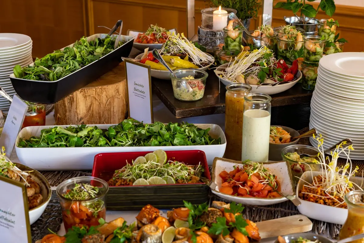 DJ Oberhavel Hochzeit Christian Libor – Seehaus Schloss & Gut Liebenberg – Catering DJ Oberhavel Hochzeit Christian Libor - Seehaus Schloss & Gut Liebenberg - Catering