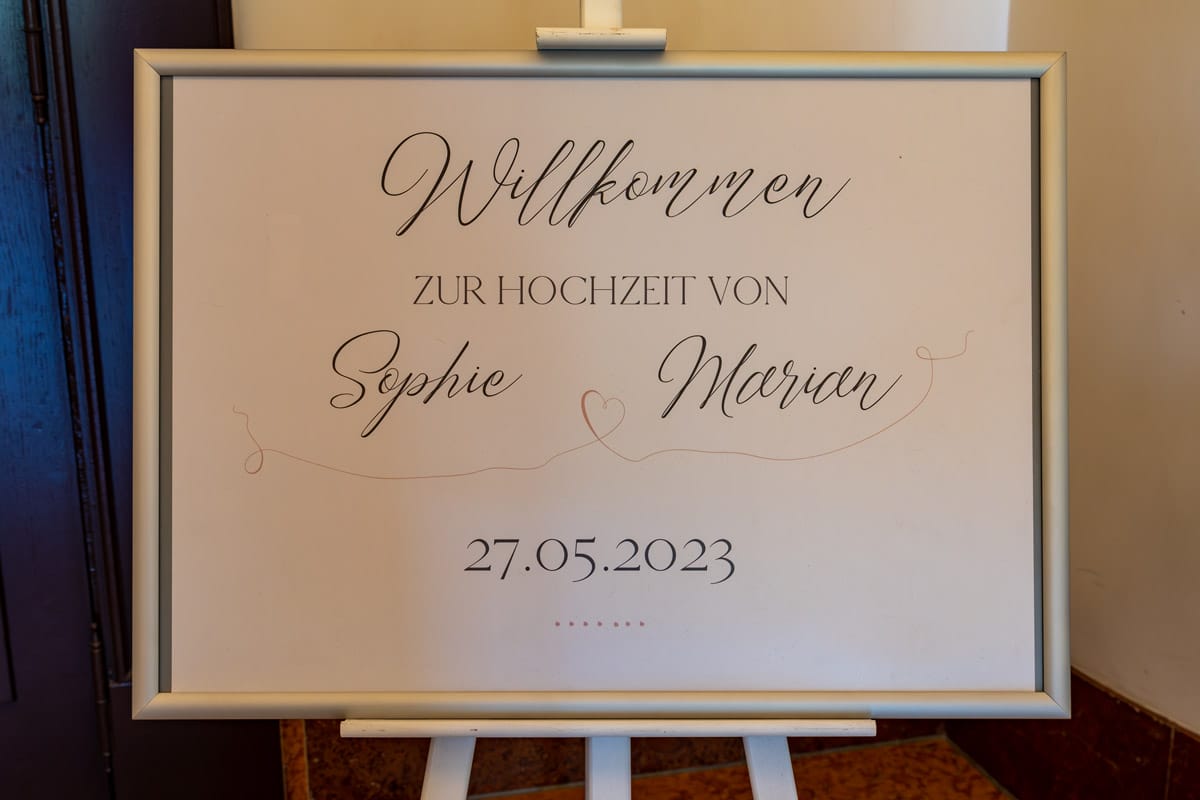 DJ Oberhavel Hochzeit Christian Libor - Seehaus Schloss & Gut Liebenberg - Hochzeitsaufsteller