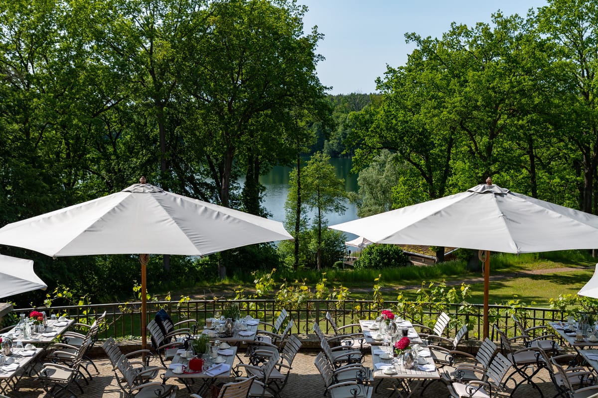 DJ Oberhavel Hochzeit Christian Libor - Seehaus Schloss & Gut Liebenberg - Terasse