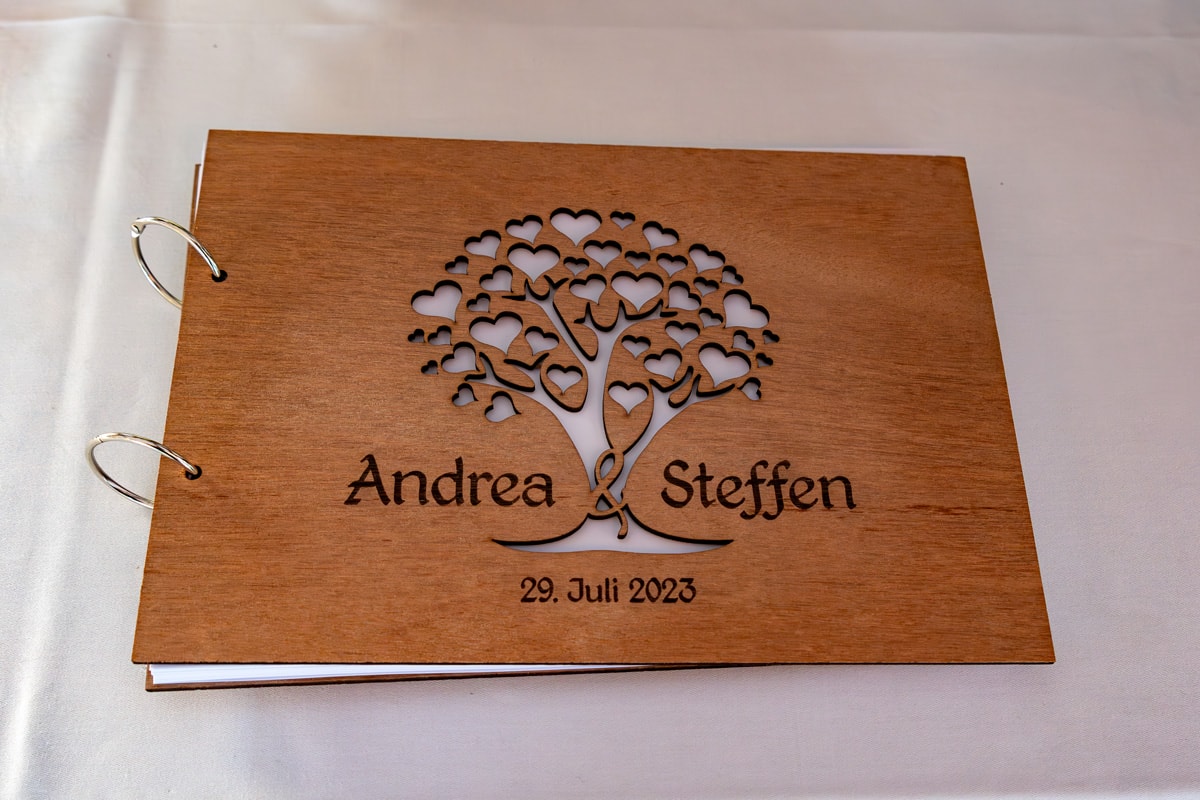 DJ Spreewald Hochzeit Christian Libor – Gasthaus Hirschwinkel Hotelanlage Starick – Gästebuch DJ Spreewald Hochzeit Christian Libor - Gasthaus Hirschwinkel Hotelanlage Starick - Gästebuch