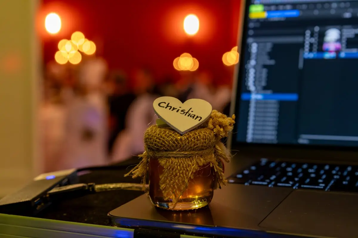 DJ Uckermark Hochzeit Christian Libor – Schloss Boitzenburg – DJ Technik DJ Uckermark Hochzeit Christian Libor - Schloss Boitzenburg - DJ Technik