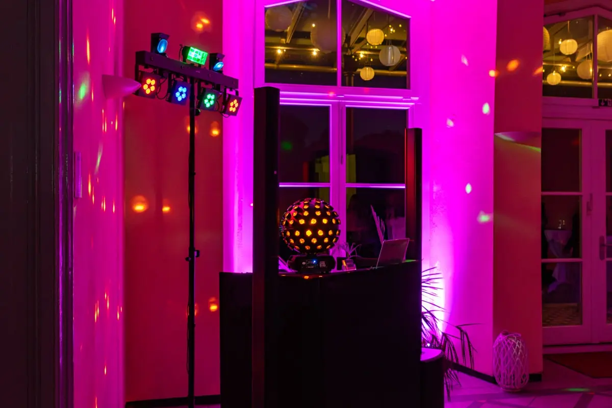 DJ Uckermark Hochzeit Christian Libor - Schloss Kröchlendorff - DJ Technik