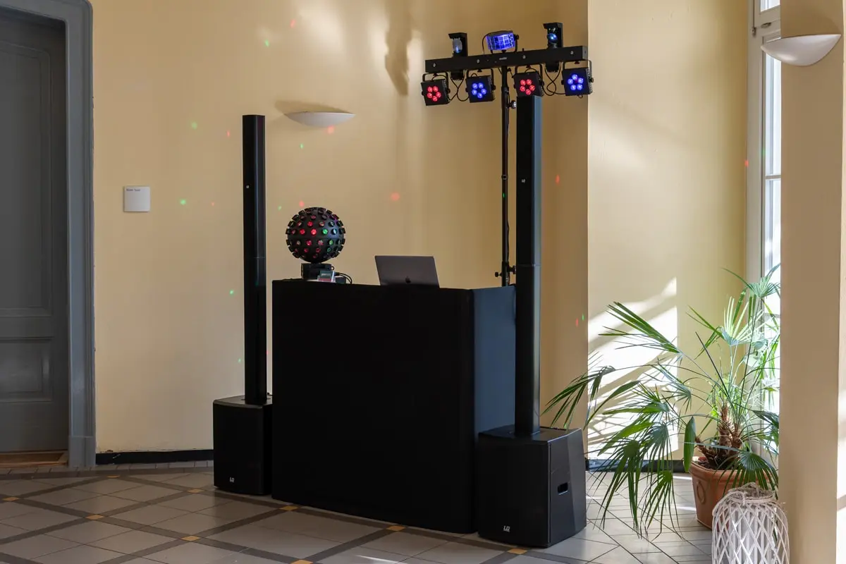 DJ Uckermark Hochzeit Christian Libor - Schloss Kröchlendorff - DJ Technik