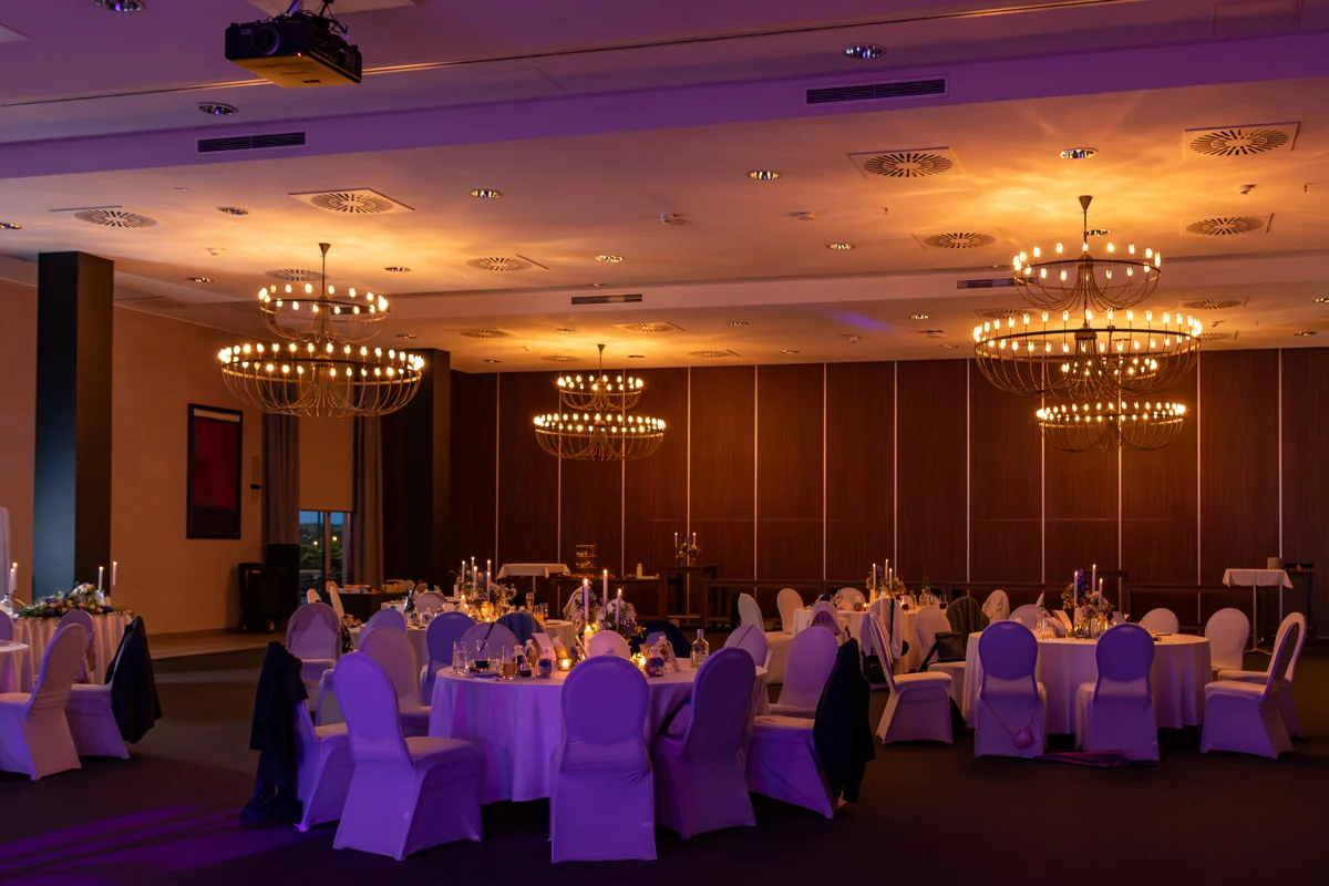 DJ Teltow Fläming Hochzeit Christian Libor – Van Der Valk Hotel Konferenzraum DJ Teltow Fläming Hochzeit Christian Libor - Van Der Valk Hotel Konferenzraum